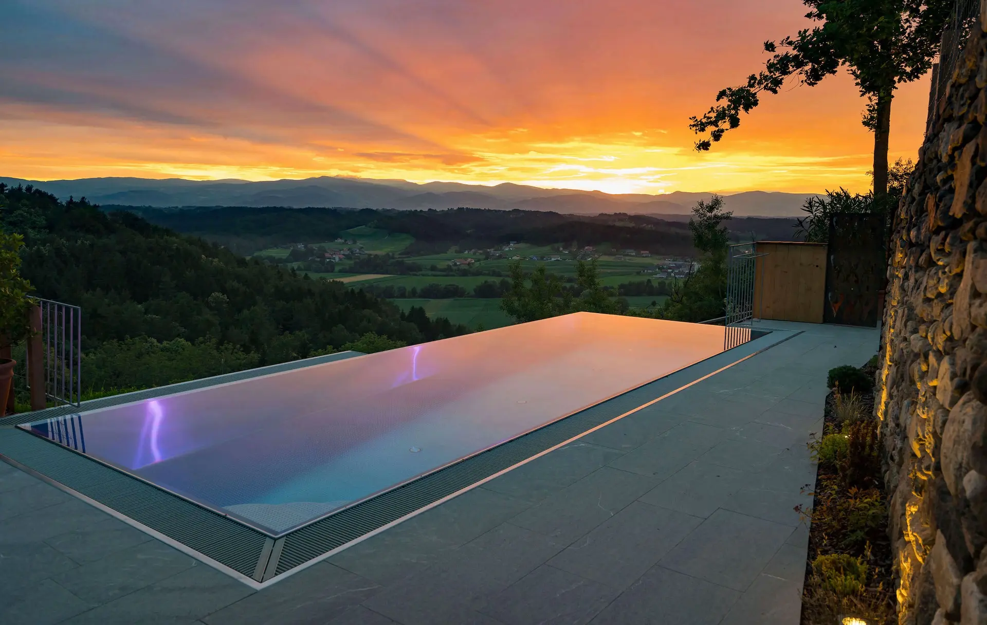 Infinity-Pool aus Edelstahl von Polytherm