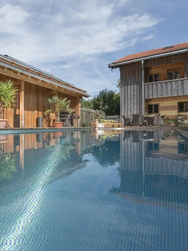Polytherm – Ihr Weg zum Edelstahlpool